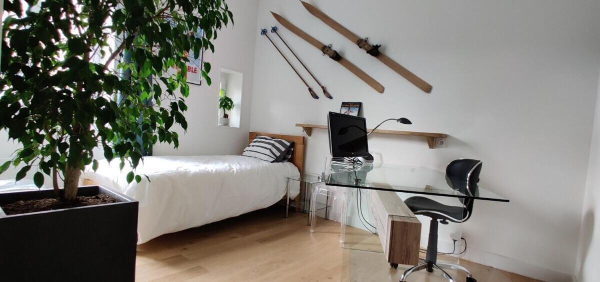 Hotegam Agency, 70 Rue Thiers Championnet, Close Sncf, New & Design, 2 Bedrooms, 1 Office Grenoble Room photo