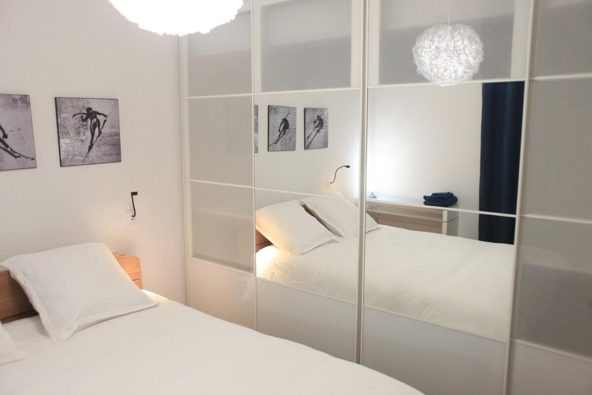 Hotegam Agency, 70 Rue Thiers Championnet, Close Sncf, New & Design, 2 Bedrooms, 1 Office Grenoble Room photo